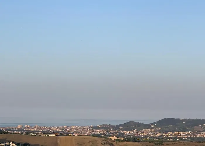 別荘 Jolanda チッタ・サンタンジェロ